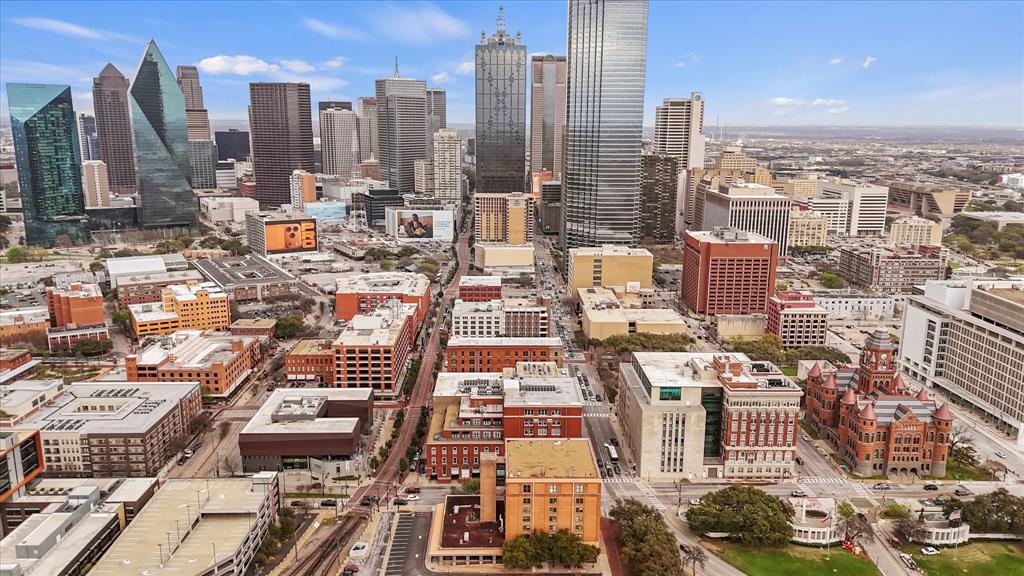 Elm Place Residences - Residential