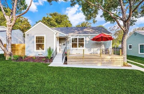 Photo of 9531 Peninsula Drive, Dallas, TX 75218 (MLS # 21310675)
