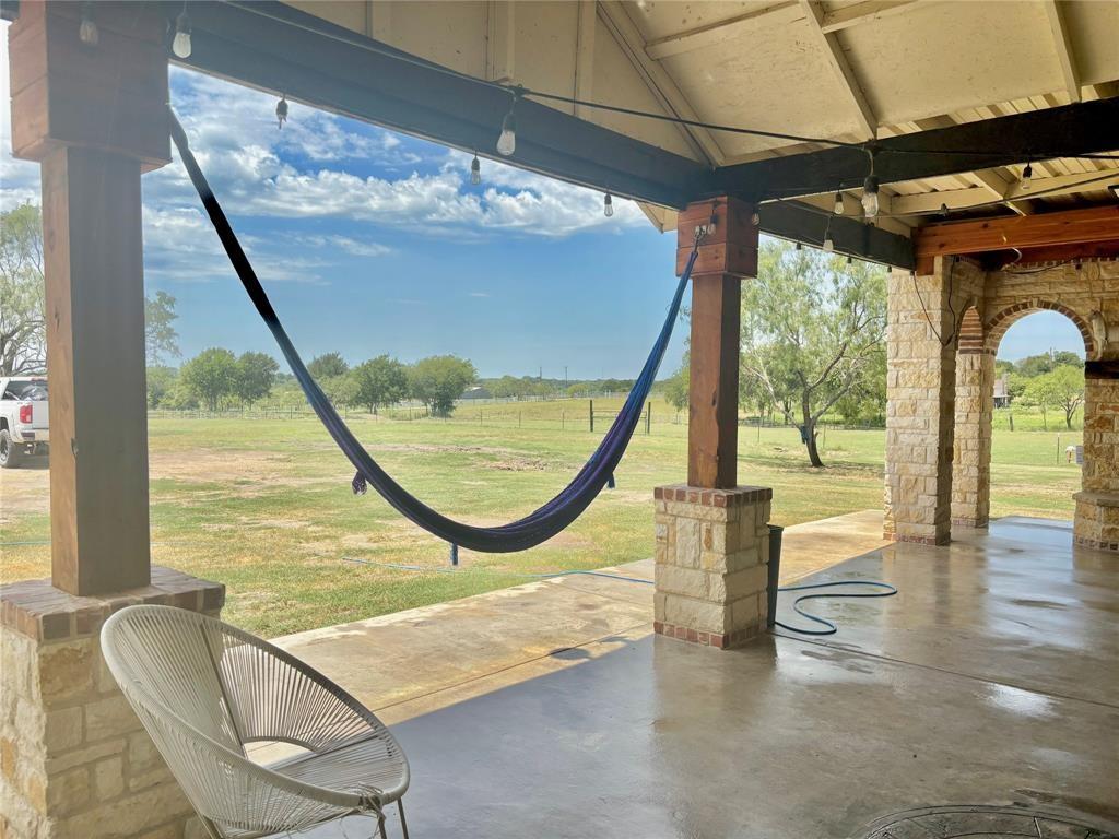 6049 NE County Road 1030B