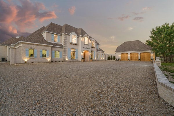1651 OLD ANNETTA RD, ALEDO, TX 76008 - Image d5d73bf32f5115feab34d8f85d006537/1127212997