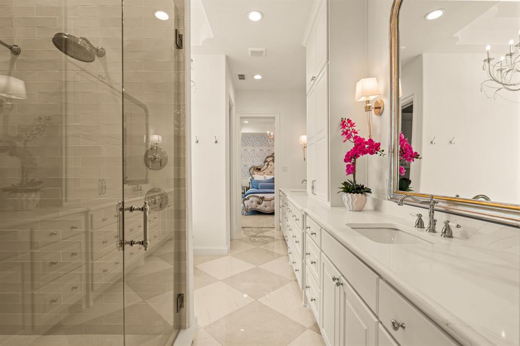 Haines Hollow - Residential