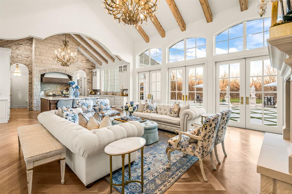 Haines Hollow - Residential