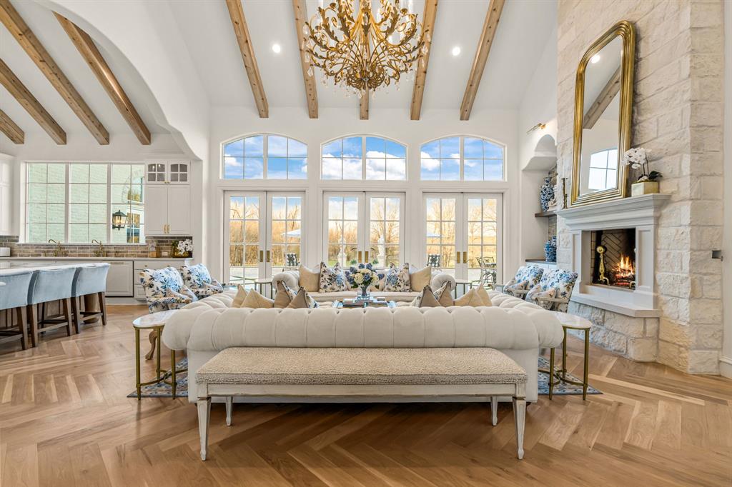 Haines Hollow - Residential