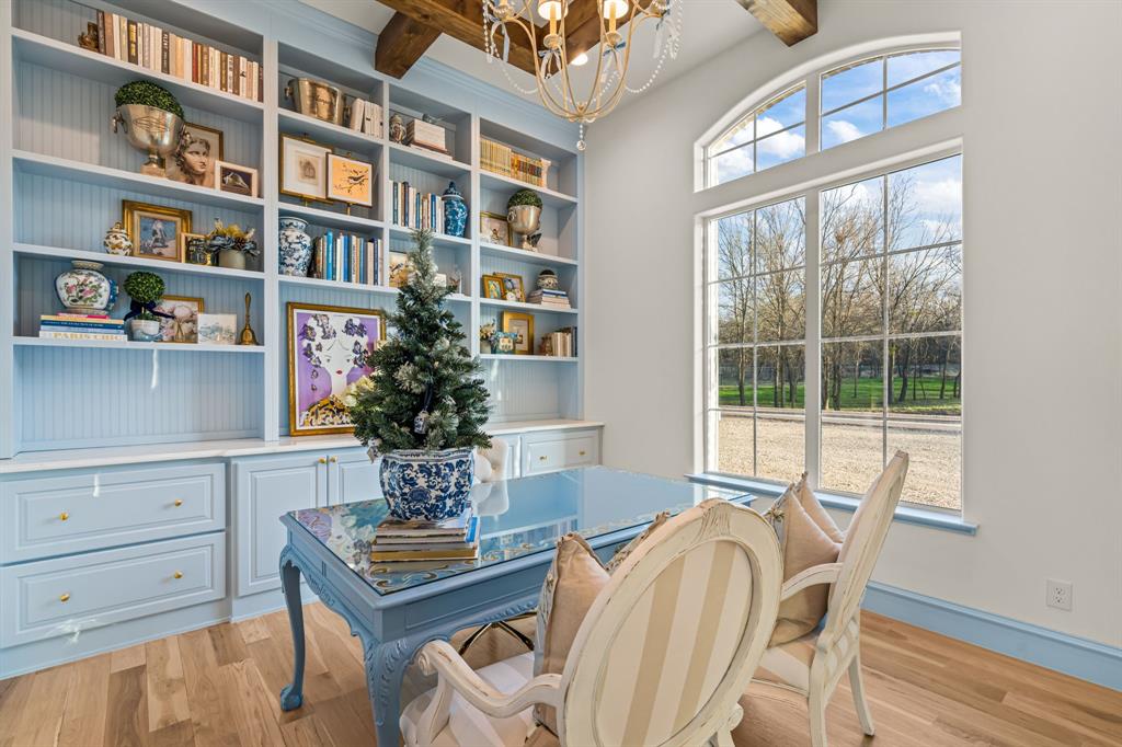 Haines Hollow - Residential