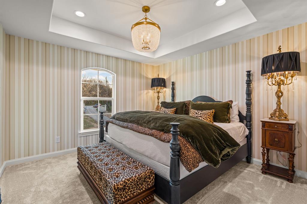 Haines Hollow - Residential