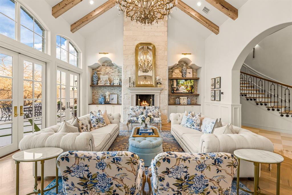 Haines Hollow - Residential
