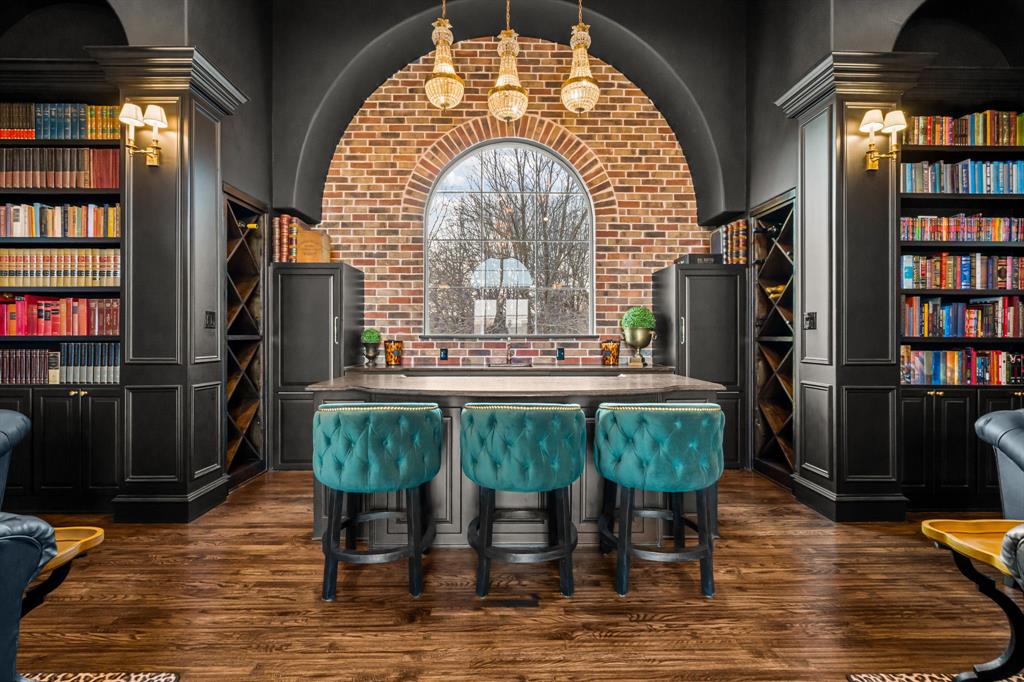 Haines Hollow - Residential