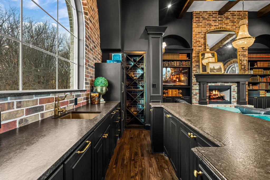 Haines Hollow - Residential