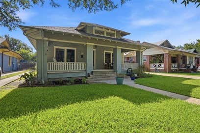 2243 Fairmount Avenue Fort Worth TX 76110