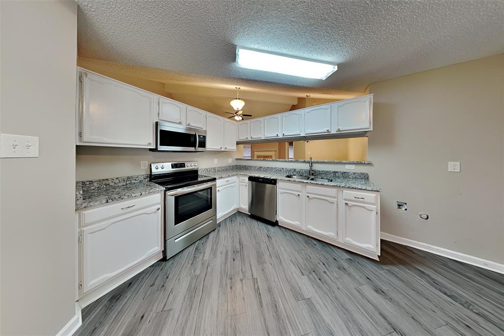 Cross Creek East 2 - Residential Lease