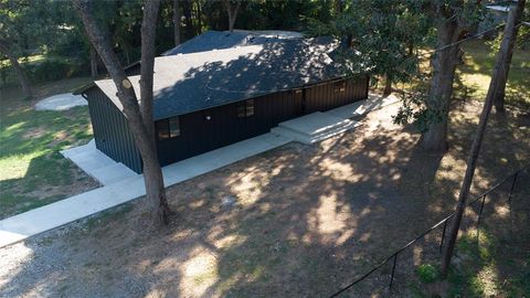 A home in Pottsboro