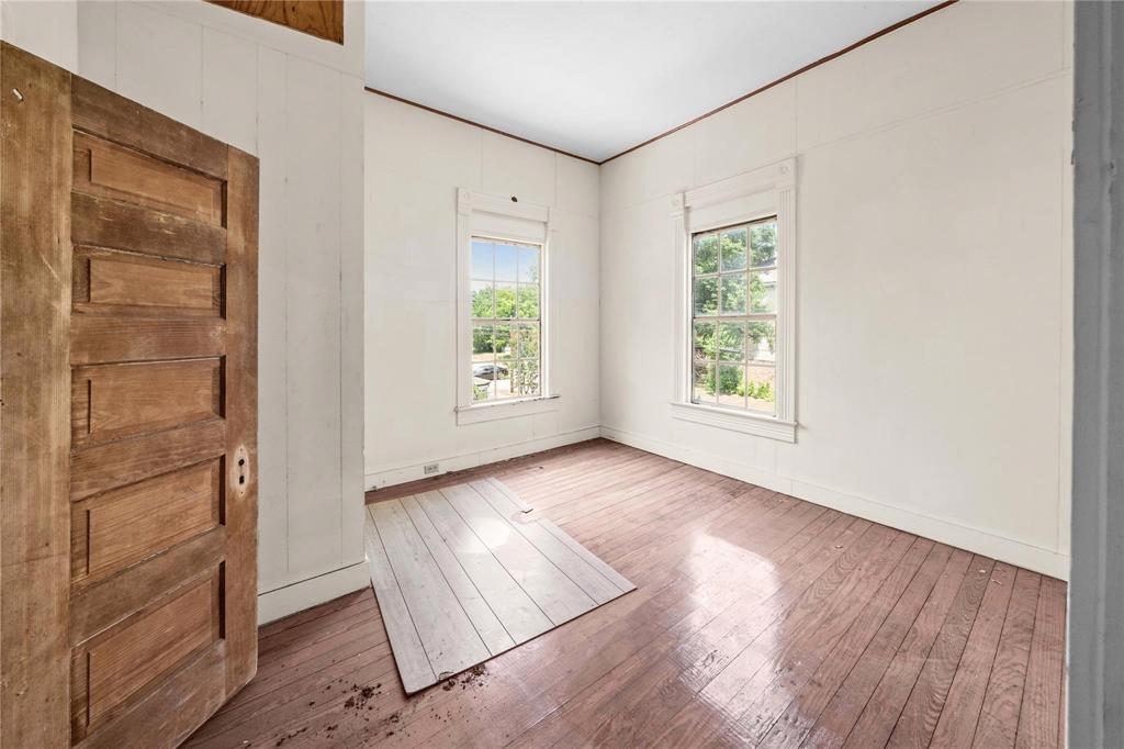 Railroad - Residential