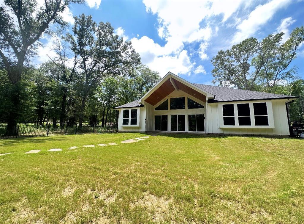 Lake Vista - Residential