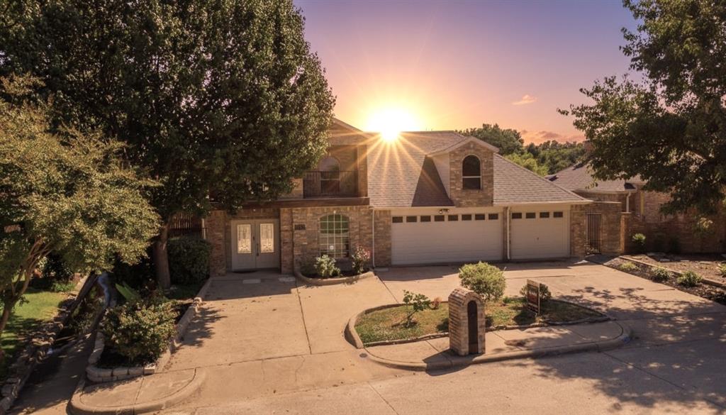 Club Manor - Residential