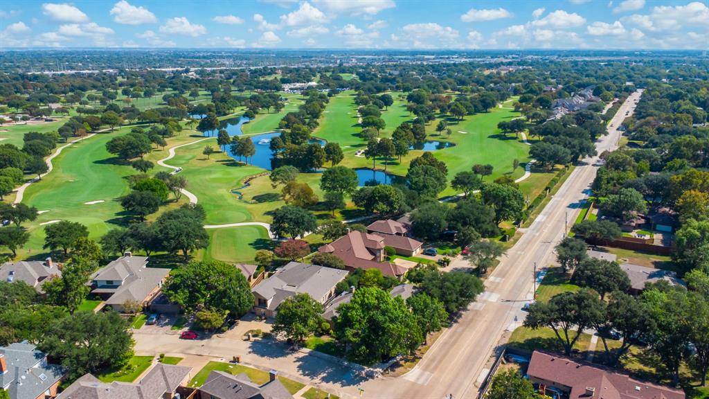 Club Manor - Residential