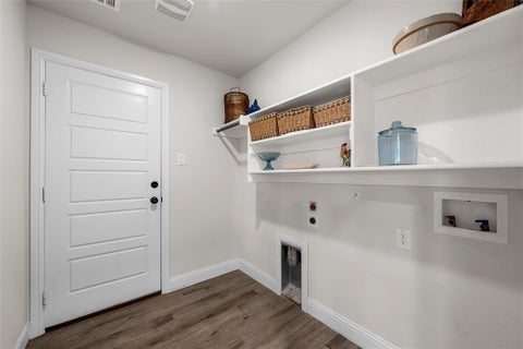 Tiny photo for 103 Olivia Street, Hillsboro, TX 76645 (MLS # 21396561)
