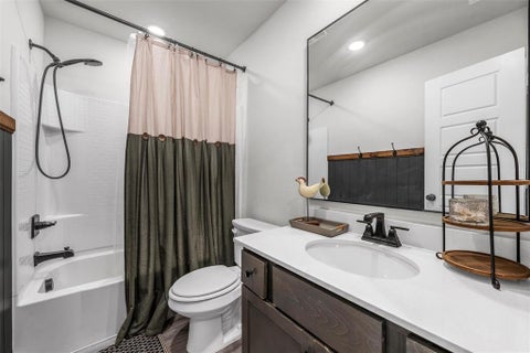 Tiny photo for 103 Olivia Street, Hillsboro, TX 76645 (MLS # 21396561)