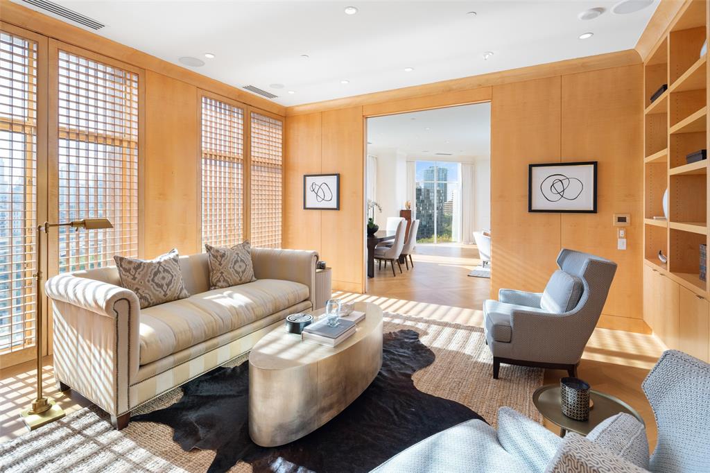 Mansion Residence - Residential