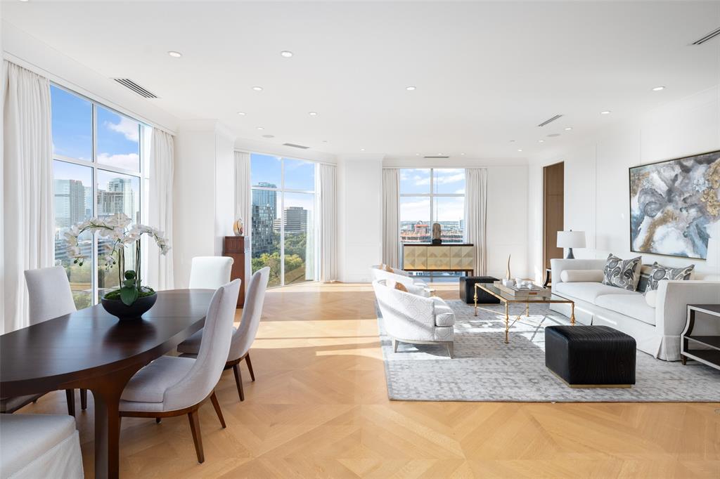 Mansion Residence - Residential