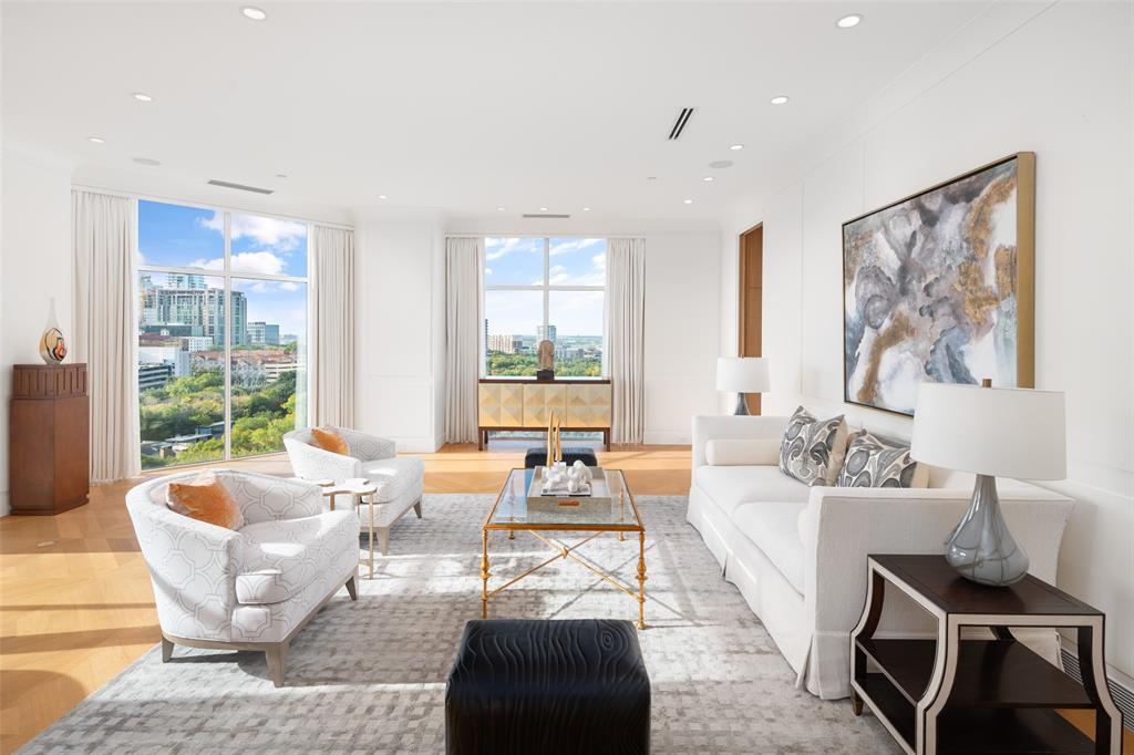 Mansion Residence - Residential