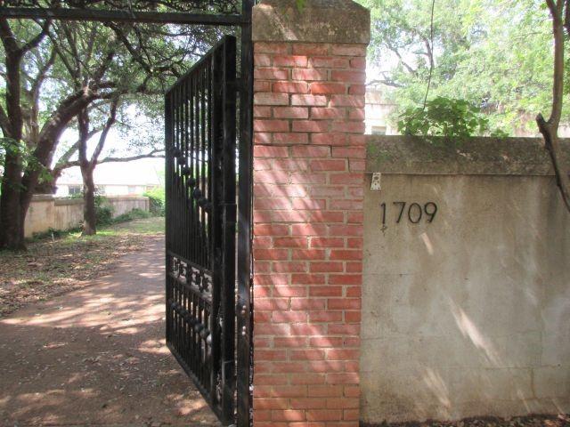 1709 Norwood Lane