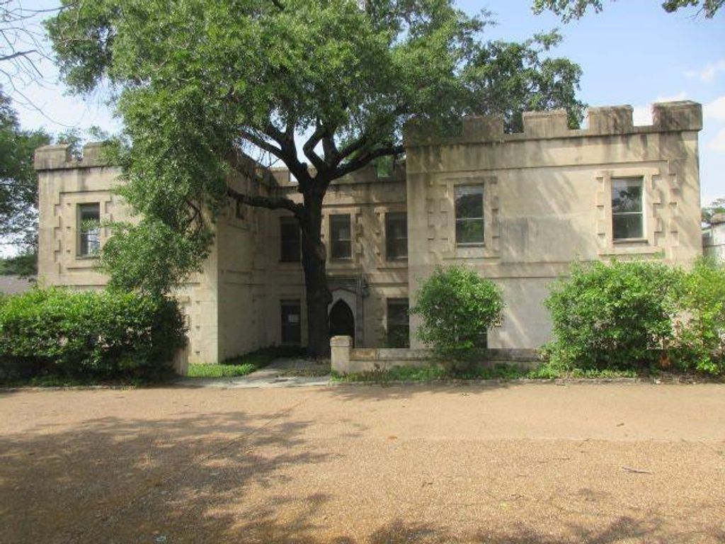 Photo of 1709 Norwood Lane, Arlington, TX 76013 (MLS # 21268743)