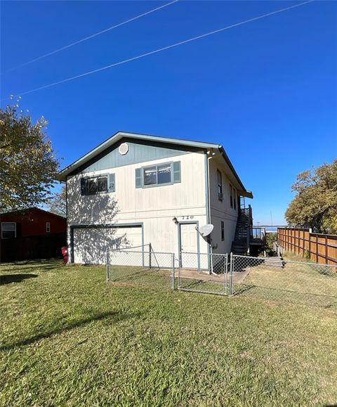 A home in West Tawakoni