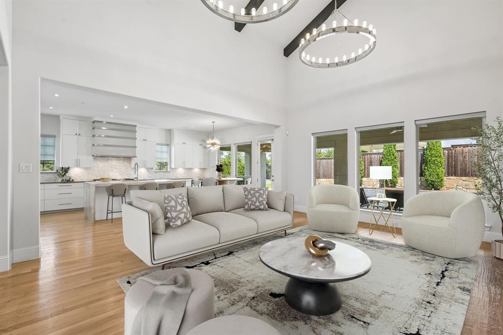 4214 Longwood Drive