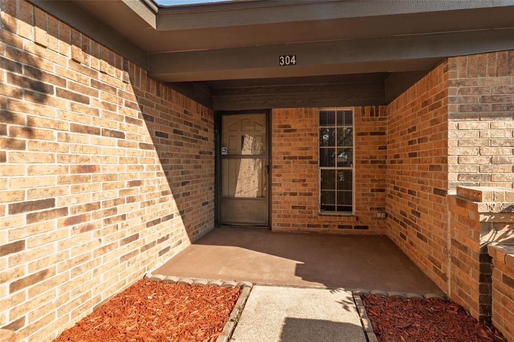 304 Cambridge Drive