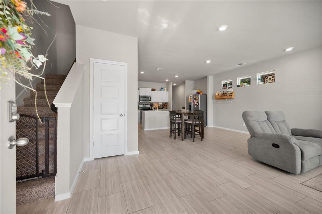 Orchard Vlg - Residential