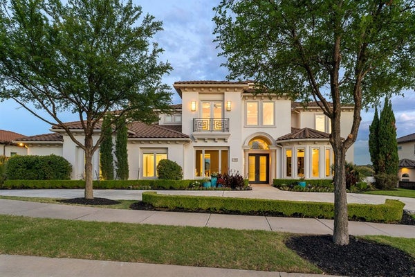 1013 EXCALIBUR BLVD, LEWISVILLE, TX 75056 - Image d5f6c6a7c4fc7e8064db5edceee1bccf/3759681197