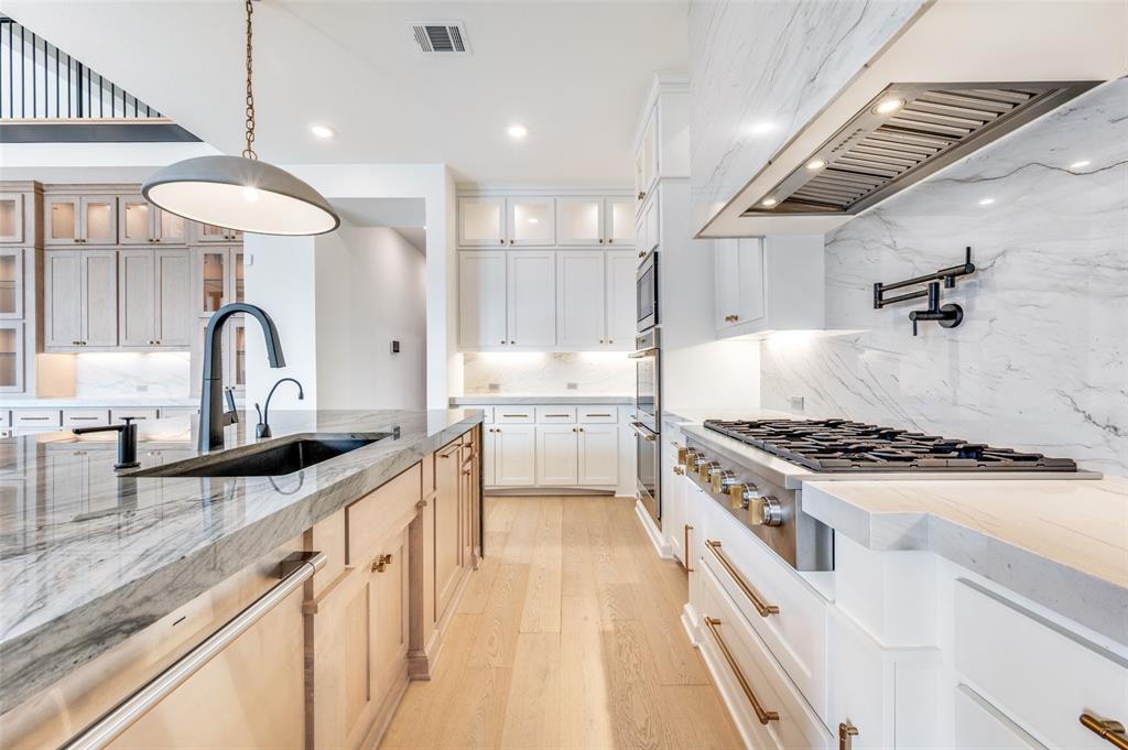 Star Trail Ph Nine - Residential