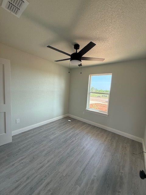 31005A - Residential Lease