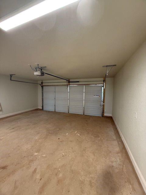 31005A - Residential Lease