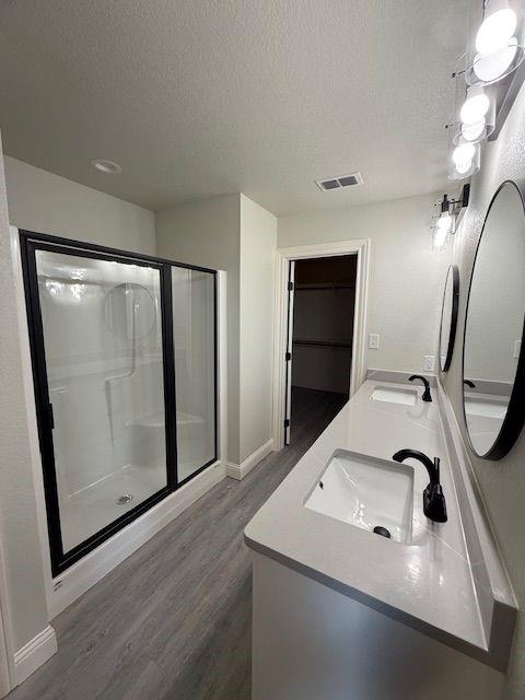 31005A - Residential Lease