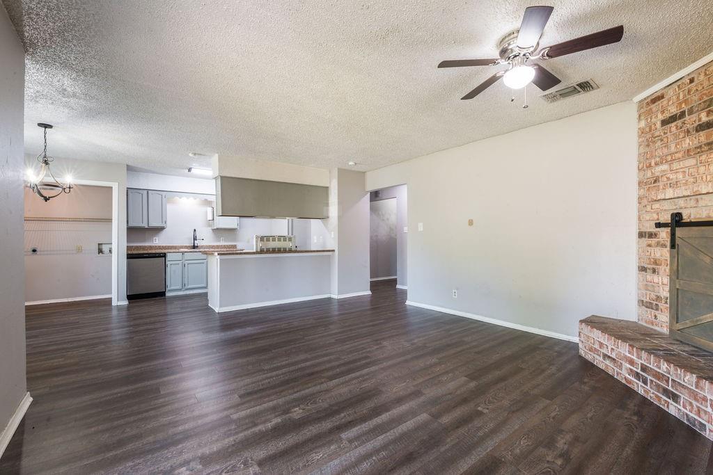 Whispering Oaks Add - Residential