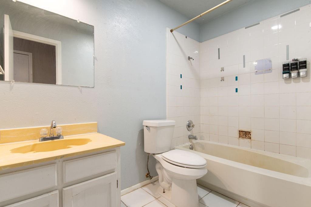 Whispering Oaks Add - Residential