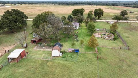 A home in Comanche