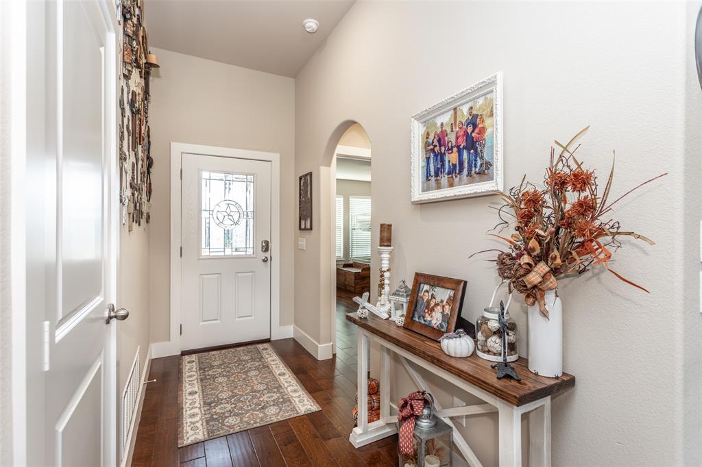 513 Pathfinder Street