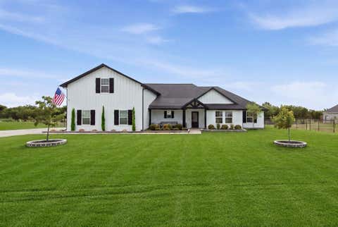 Photo of 10216 Finch Road, Sanger, TX 76266 (MLS # 21367066)