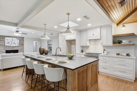 Photo of 541 Briarglen Drive, Coppell, TX 75019 (MLS # 21392591)