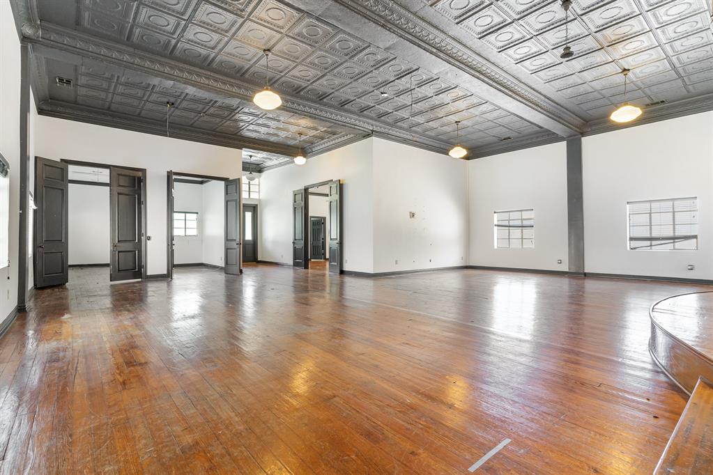 2602 Kings Road