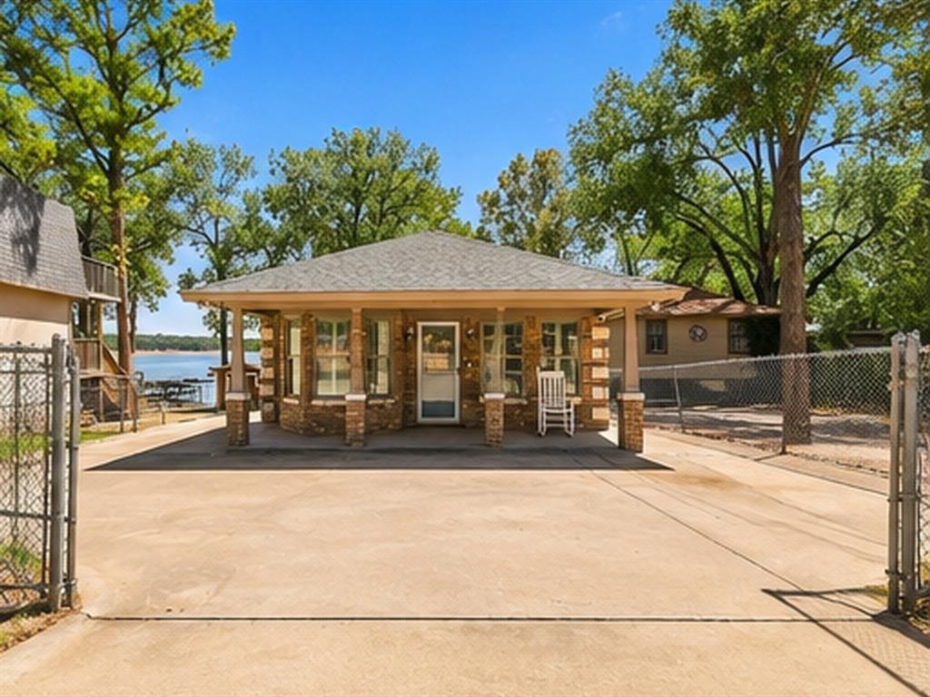 1231 E Lake Drive