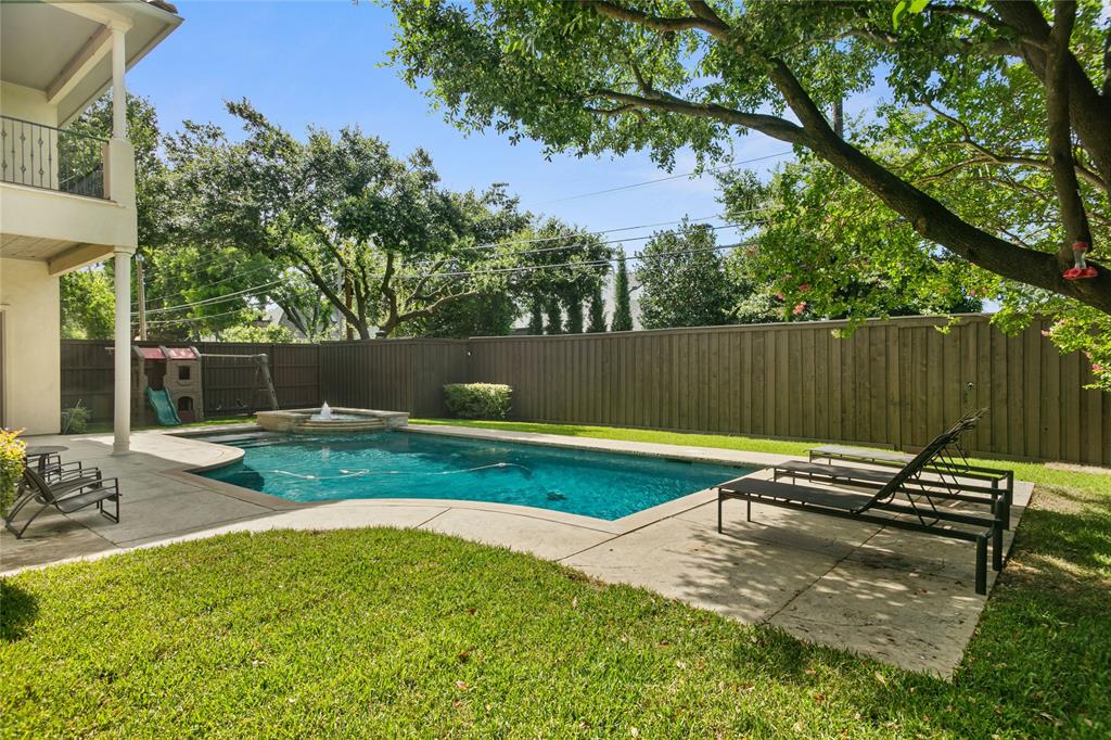 Pemberton 02 - Residential