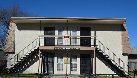1015 E Tucker Street Fort Worth TX 76104