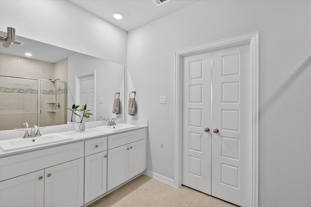 Tenison Vlg Buckner Terrace - Residential