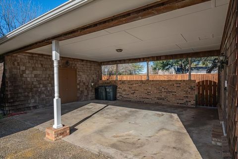 A home in Terrell