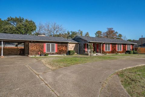 A home in Terrell