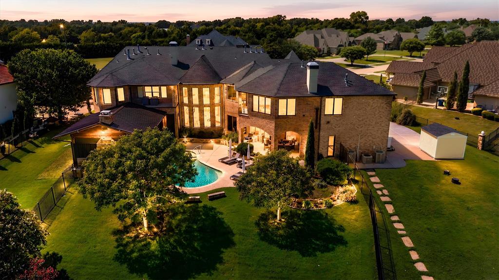 209 Crystal Court