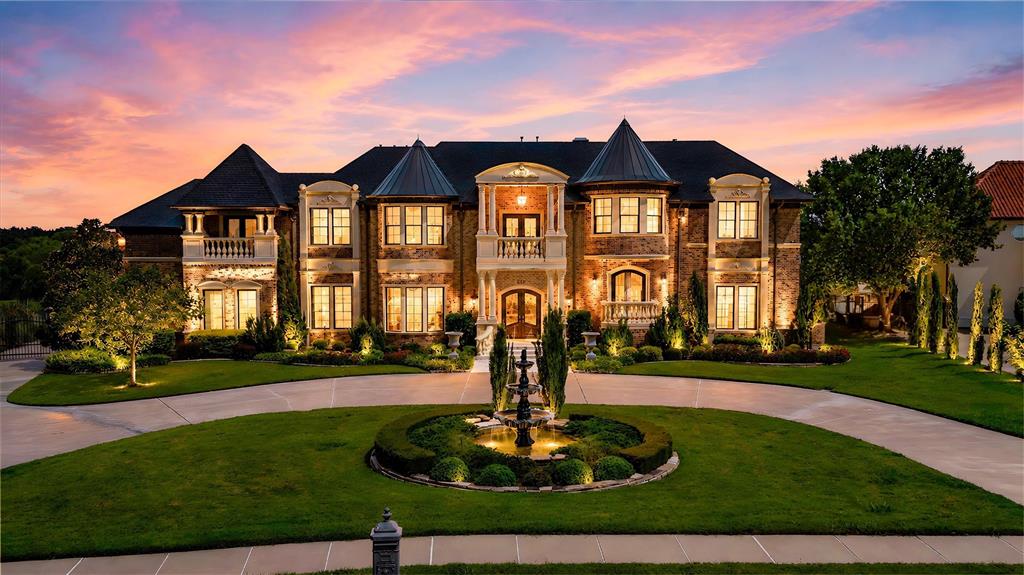 209 Crystal Court
